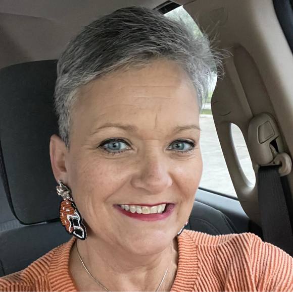 Meet your Posher, Benjalee - Picture 1 of 1